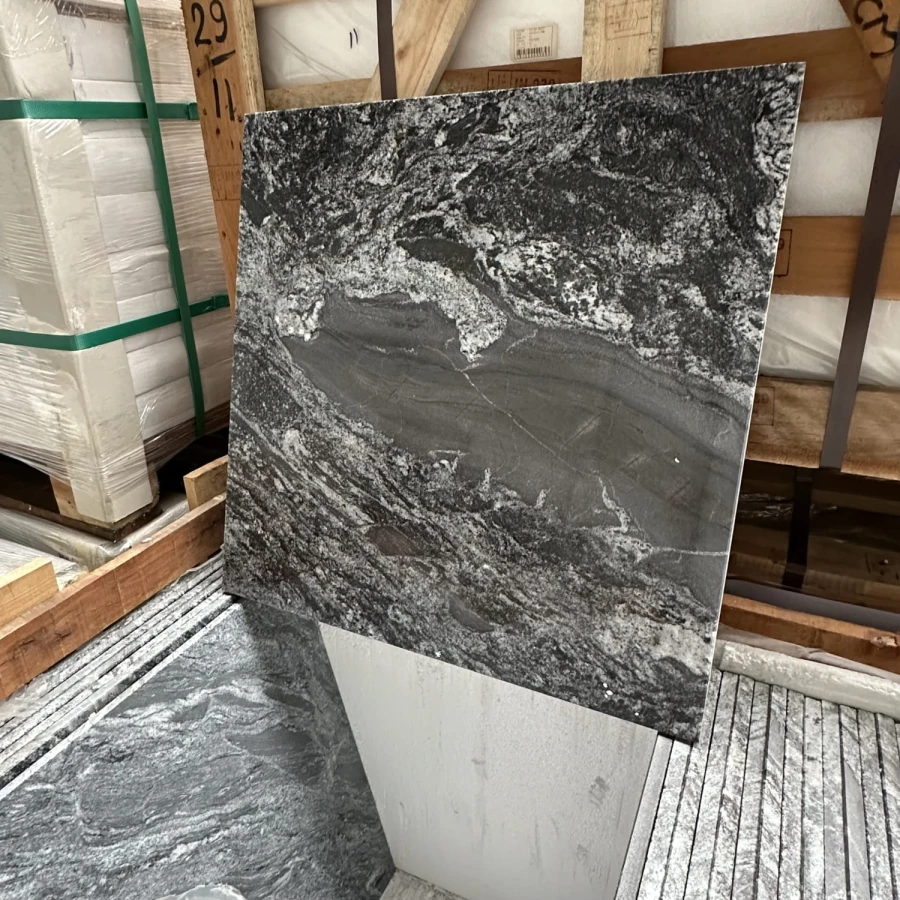 black-forest-poler-60x60x15cm