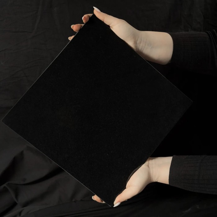 premium-black-poler-305x305x1cm